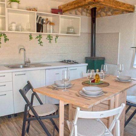 Cottage Rugonj Стари Град Екстериор снимка