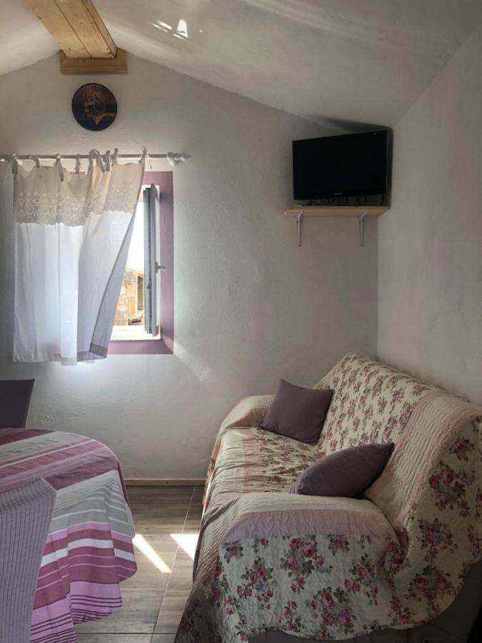 Cottage Rugonj Стари Град Екстериор снимка